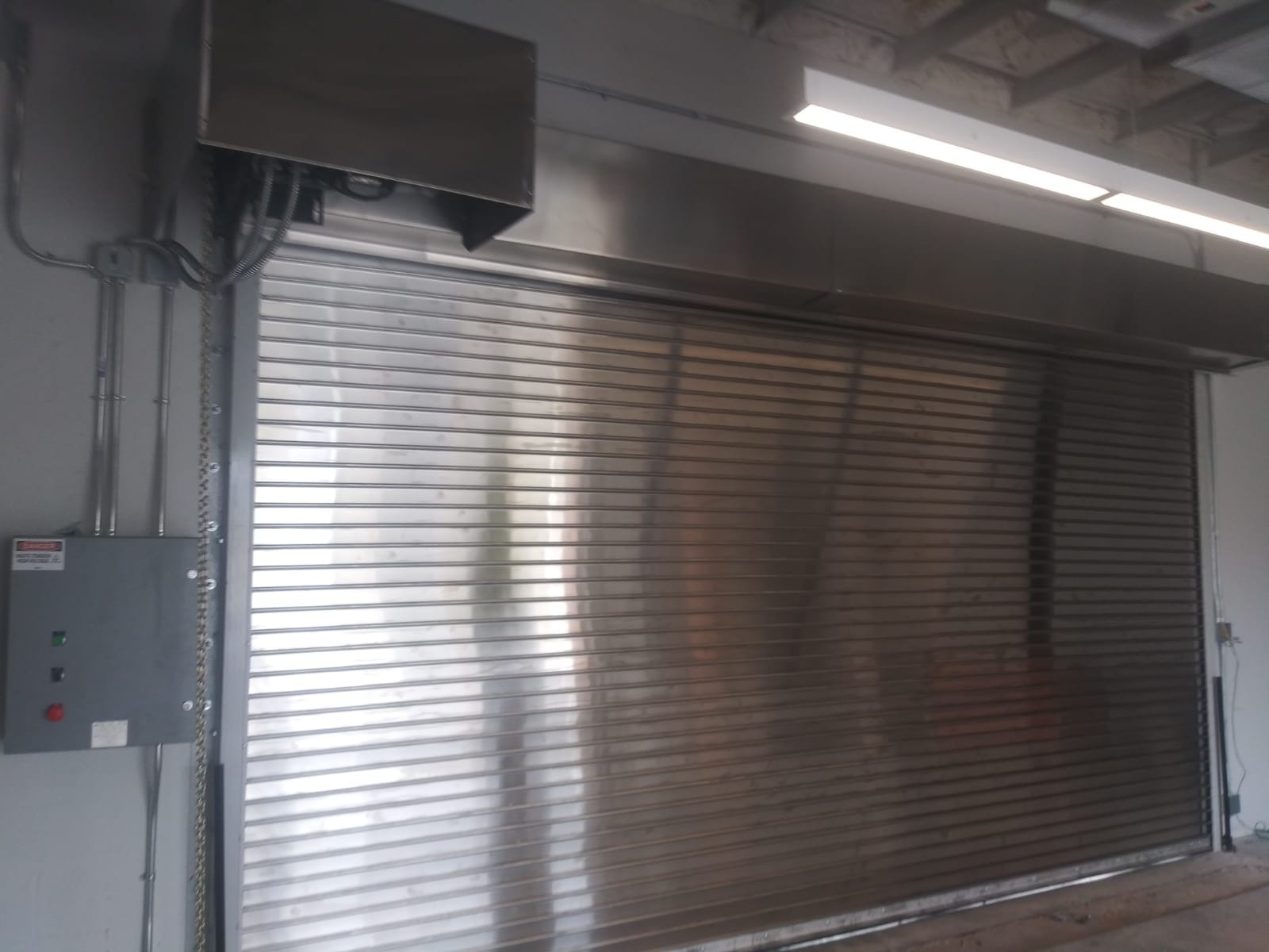 Our HP300 HIGH PERFORMANCE 300 Roll up Door is designed to work at high speed, great performance and longevity. Features a reliable springless roll up door that provide users a smooth and fast operation without sacrificing security, safety and durability.